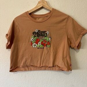 Levi's Rust Brown Floral Graphic Crop Tee